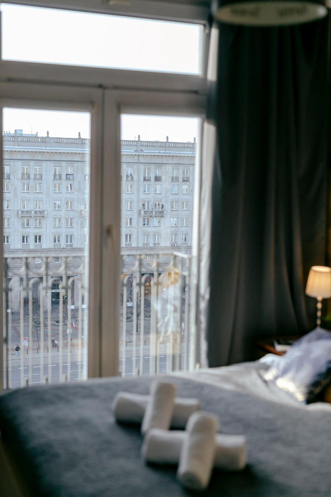 Plac Konstytucji 6 Orange - Apartament Dla 4 Osob - Bezplatny Parking - Free Parking - Piekny Widok Na Panorame Warszawy Varsó Kültér fotó